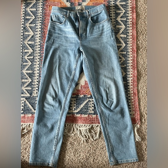 Everlane The Original Cheeky Jean - Picture 1 of 2